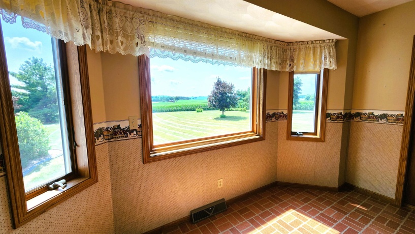 11056 Center, DURAND, Illinois 61024, 4 Bedrooms Bedrooms, ,2 BathroomsBathrooms,House,For Sale,Center,202604524