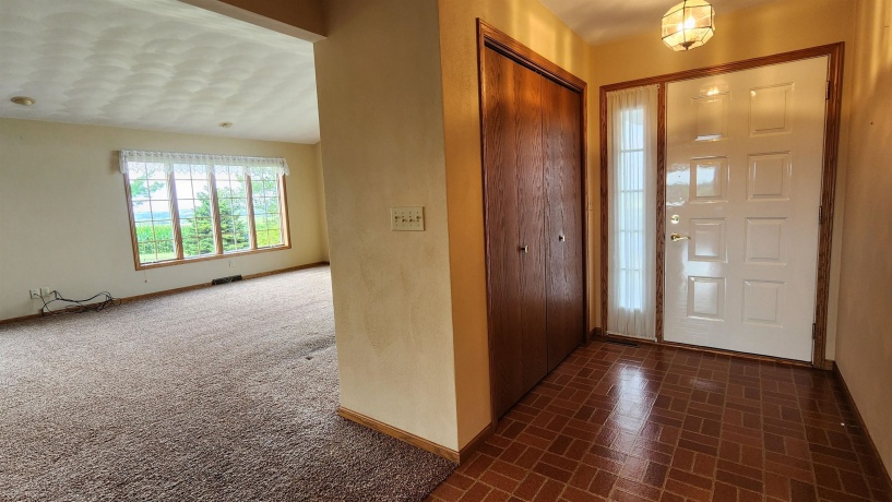11056 Center, DURAND, Illinois 61024, 4 Bedrooms Bedrooms, ,2 BathroomsBathrooms,House,For Sale,Center,202604524