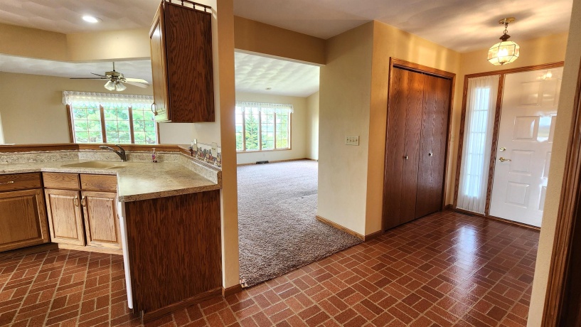 11056 Center, DURAND, Illinois 61024, 4 Bedrooms Bedrooms, ,2 BathroomsBathrooms,House,For Sale,Center,202604524