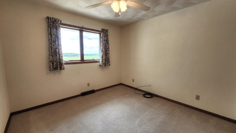 11056 Center, DURAND, Illinois 61024, 4 Bedrooms Bedrooms, ,2 BathroomsBathrooms,House,For Sale,Center,202604524