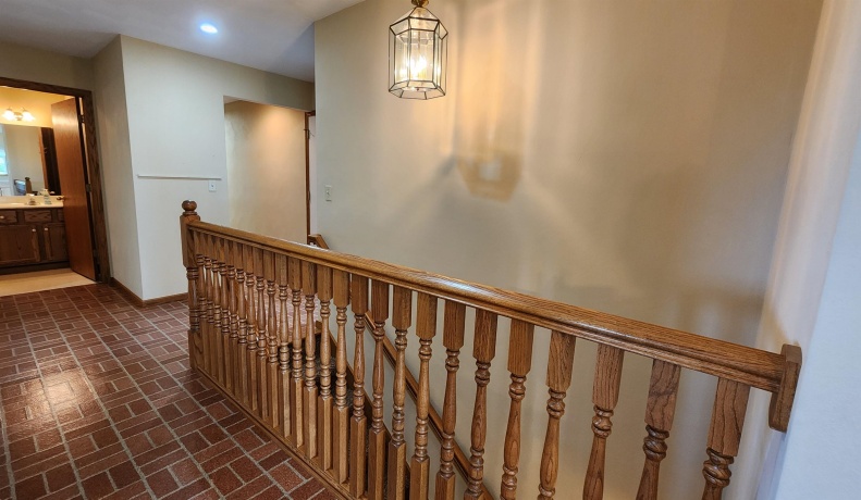 11056 Center, DURAND, Illinois 61024, 4 Bedrooms Bedrooms, ,2 BathroomsBathrooms,House,For Sale,Center,202604524