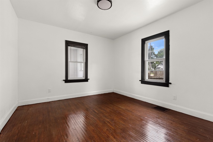 328 Waldo, ROCKFORD, Illinois 61101, 2 Bedrooms Bedrooms, ,2 BathroomsBathrooms,House,For Sale,Waldo,202604424