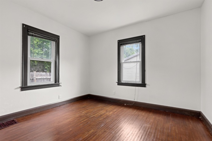 328 Waldo, ROCKFORD, Illinois 61101, 2 Bedrooms Bedrooms, ,2 BathroomsBathrooms,House,For Sale,Waldo,202604424