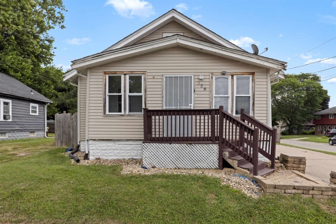 328 Waldo, ROCKFORD, Illinois 61101, 2 Bedrooms Bedrooms, ,2 BathroomsBathrooms,House,For Sale,Waldo,202604424