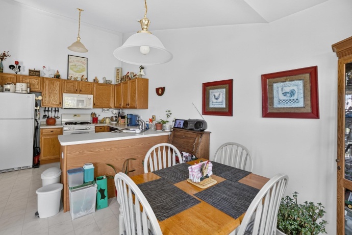 6582 Kristines, SOUTH BELOIT, Illinois 61080, 3 Bedrooms Bedrooms, ,2 BathroomsBathrooms,Condominium,For Sale,Kristines,202603533