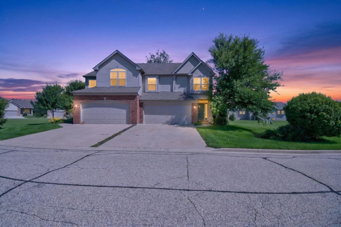 6582 Kristines, SOUTH BELOIT, Illinois 61080, 3 Bedrooms Bedrooms, ,2 BathroomsBathrooms,Condominium,For Sale,Kristines,202603533