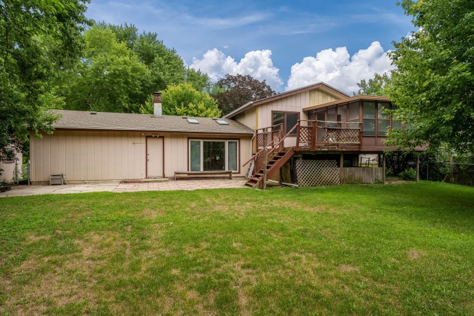 2938 Southbridge, ROCKFORD, Illinois 61114, 3 Bedrooms Bedrooms, ,2 BathroomsBathrooms,House,For Sale,Southbridge,202604959