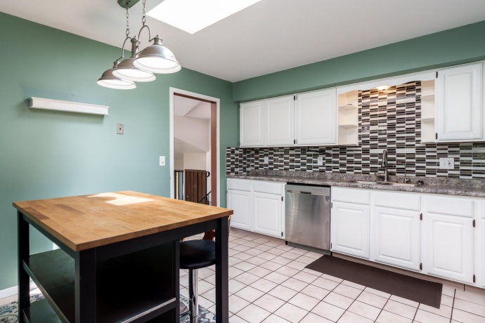 2938 Southbridge, ROCKFORD, Illinois 61114, 3 Bedrooms Bedrooms, ,2 BathroomsBathrooms,House,For Sale,Southbridge,202604959