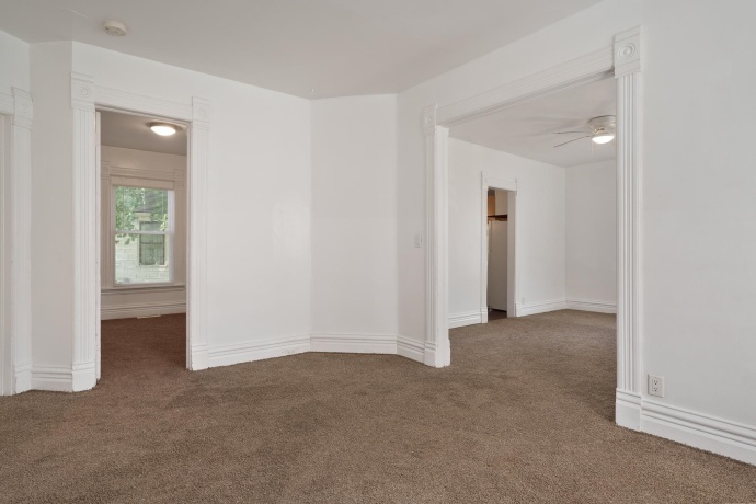 2007 state st, ROCKFORD, Illinois 61104, ,2 Units,For Sale,state st,202604964