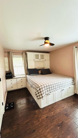 2924 GUILFORD, ROCKFORD, Illinois 61107, 3 Bedrooms Bedrooms, ,2 BathroomsBathrooms,House,For Sale,GUILFORD,202604962