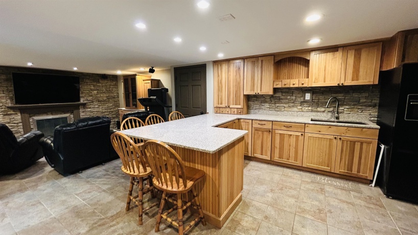 2924 GUILFORD, ROCKFORD, Illinois 61107, 3 Bedrooms Bedrooms, ,2 BathroomsBathrooms,House,For Sale,GUILFORD,202604962