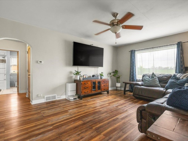 5322 Tipple Rd, ROCKFORD, Illinois 61102, 3 Bedrooms Bedrooms, ,2 BathroomsBathrooms,House,For Sale,Tipple Rd,202604963