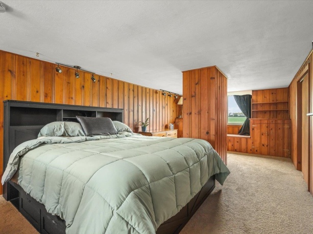 5322 Tipple Rd, ROCKFORD, Illinois 61102, 3 Bedrooms Bedrooms, ,2 BathroomsBathrooms,House,For Sale,Tipple Rd,202604963