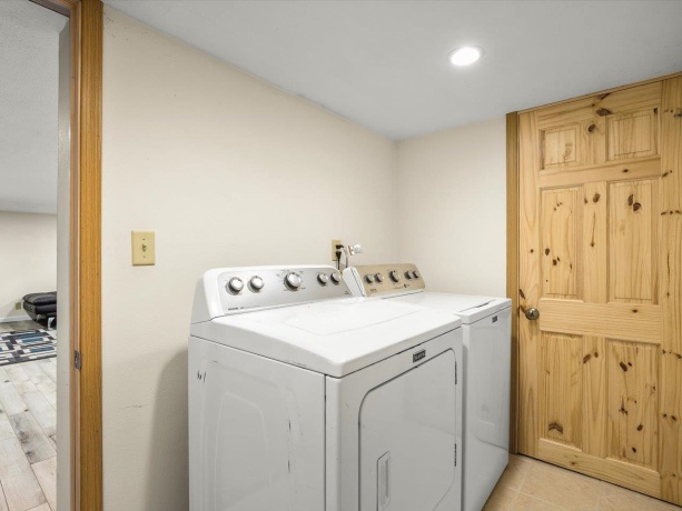 5322 Tipple Rd, ROCKFORD, Illinois 61102, 3 Bedrooms Bedrooms, ,2 BathroomsBathrooms,House,For Sale,Tipple Rd,202604963
