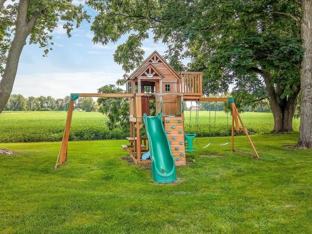5322 Tipple Rd, ROCKFORD, Illinois 61102, 3 Bedrooms Bedrooms, ,2 BathroomsBathrooms,House,For Sale,Tipple Rd,202604963