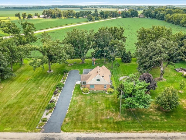 5322 Tipple Rd, ROCKFORD, Illinois 61102, 3 Bedrooms Bedrooms, ,2 BathroomsBathrooms,House,For Sale,Tipple Rd,202604963
