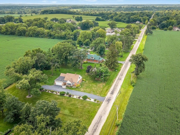 5322 Tipple Rd, ROCKFORD, Illinois 61102, 3 Bedrooms Bedrooms, ,2 BathroomsBathrooms,House,For Sale,Tipple Rd,202604963