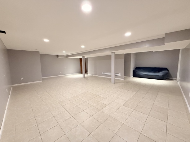 632 Larnell, ROCKFORD, Illinois 61101, 3 Bedrooms Bedrooms, ,2 BathroomsBathrooms,House,For Sale,Larnell,202604966