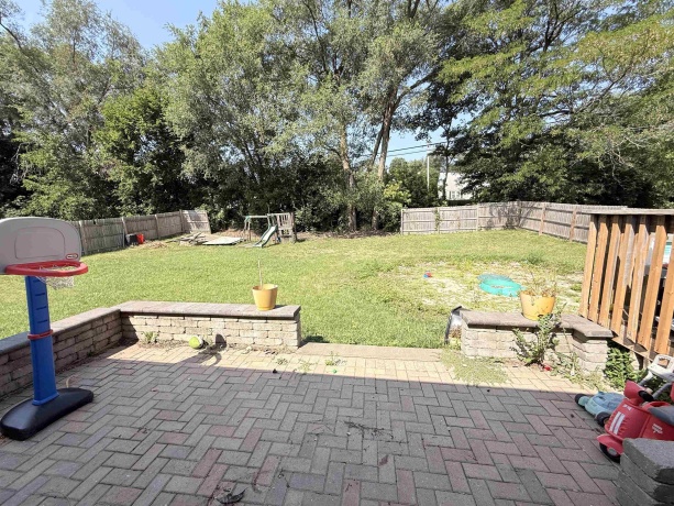 632 Larnell, ROCKFORD, Illinois 61101, 3 Bedrooms Bedrooms, ,2 BathroomsBathrooms,House,For Sale,Larnell,202604966