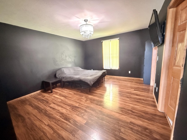 632 Larnell, ROCKFORD, Illinois 61101, 3 Bedrooms Bedrooms, ,2 BathroomsBathrooms,House,For Sale,Larnell,202604966