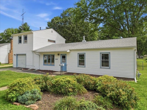 505 10th, OREGON, Illinois 61061, 4 Bedrooms Bedrooms, ,1 BathroomBathrooms,House,For Sale,10th,202604967