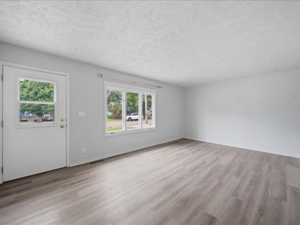 505 10th, OREGON, Illinois 61061, 4 Bedrooms Bedrooms, ,1 BathroomBathrooms,House,For Sale,10th,202604967