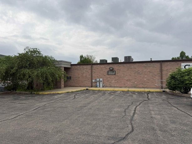 1915 4th Street, Peru, Illinois 61354, ,Commercial,For Sale,4th Street,202503661