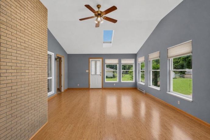7103 Mill, ROCKFORD, Illinois 61108, 3 Bedrooms Bedrooms, ,2 BathroomsBathrooms,House,For Sale,Mill,202604969
