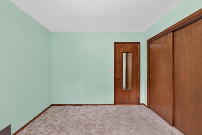 7103 Mill, ROCKFORD, Illinois 61108, 3 Bedrooms Bedrooms, ,2 BathroomsBathrooms,House,For Sale,Mill,202604969