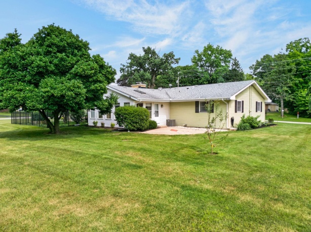 7103 Mill, ROCKFORD, Illinois 61108, 3 Bedrooms Bedrooms, ,2 BathroomsBathrooms,House,For Sale,Mill,202604969