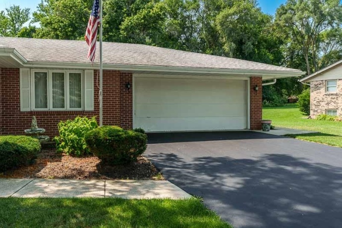 1441 CHOKECHERRY, ROCKFORD, Illinois 61108, 3 Bedrooms Bedrooms, ,2 BathroomsBathrooms,House,For Sale,CHOKECHERRY,202604970