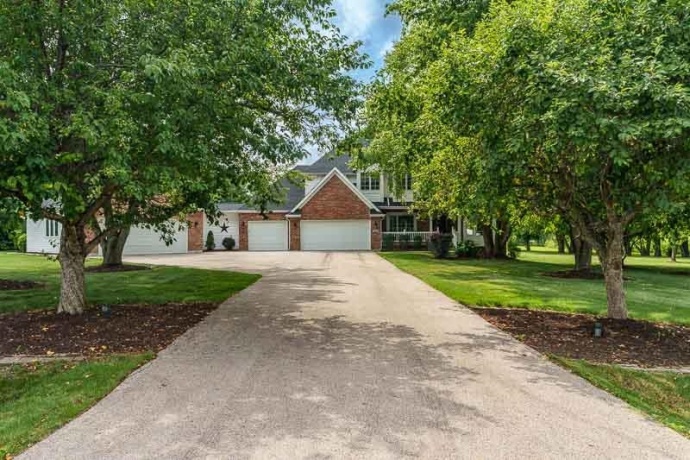 9850 RIDGE, ROCKFORD, Illinois 61107, 4 Bedrooms Bedrooms, ,2 BathroomsBathrooms,House,For Sale,RIDGE,202604971