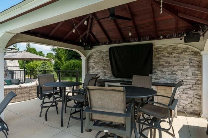 9850 RIDGE, ROCKFORD, Illinois 61107, 4 Bedrooms Bedrooms, ,2 BathroomsBathrooms,House,For Sale,RIDGE,202604971