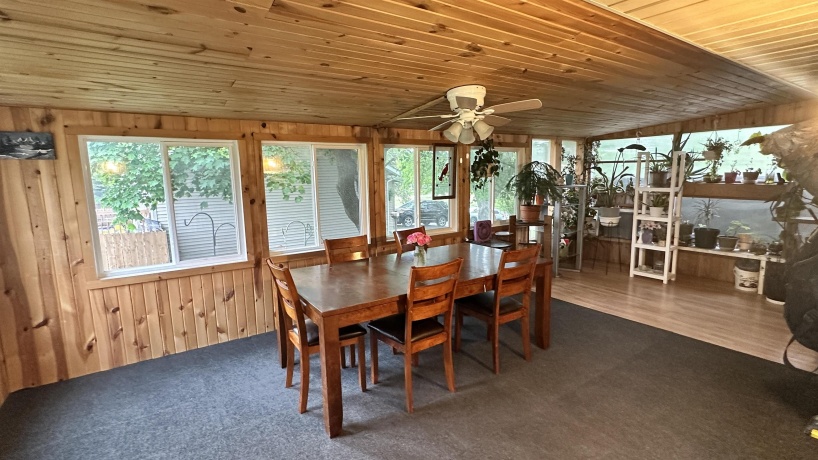 220 Beacon, BELVIDERE, Illinois 61008, 3 Bedrooms Bedrooms, ,2 BathroomsBathrooms,House,For Sale,Beacon,202604974