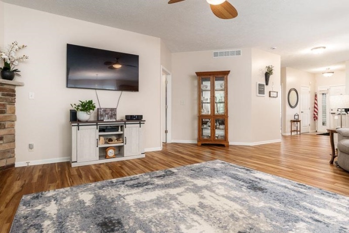 1517 MEADOWLARK, ROCKFORD, Illinois 61108, 2 Bedrooms Bedrooms, ,2 BathroomsBathrooms,Condominium,For Sale,MEADOWLARK,202604975