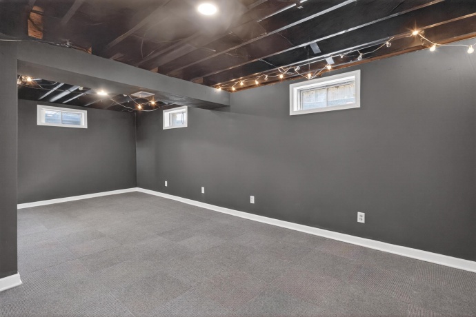 7917-7921 Venus, LOVES PARK, Illinois 61111, 2 Bedrooms Bedrooms, ,2 BathroomsBathrooms,House,For Sale,Venus,202602870