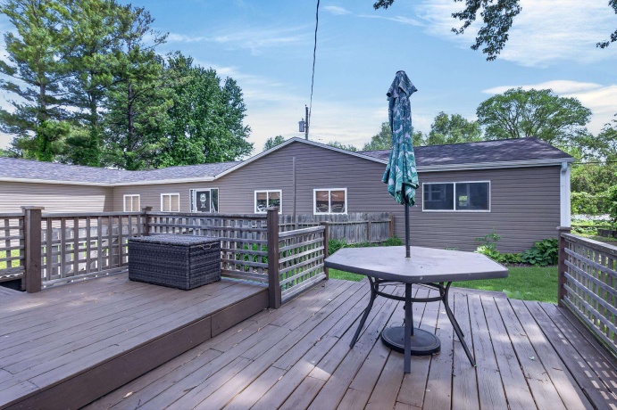 7917-7921 Venus, LOVES PARK, Illinois 61111, 2 Bedrooms Bedrooms, ,2 BathroomsBathrooms,House,For Sale,Venus,202602870