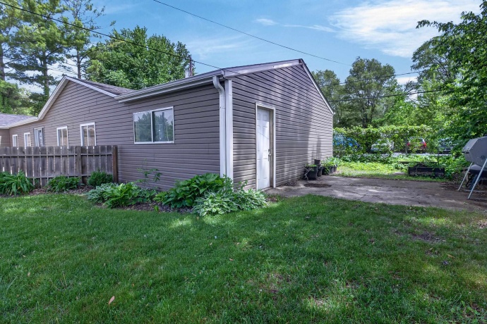 7917-7921 Venus, LOVES PARK, Illinois 61111, 2 Bedrooms Bedrooms, ,2 BathroomsBathrooms,House,For Sale,Venus,202602870