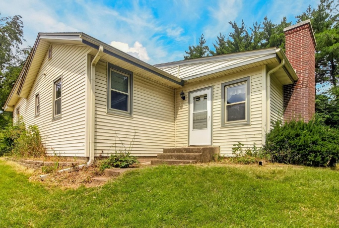 3767 SONGBIRD, CHERRY VALLEY, Illinois 61016, 3 Bedrooms Bedrooms, ,1 BathroomBathrooms,House,For Sale,SONGBIRD,202604978