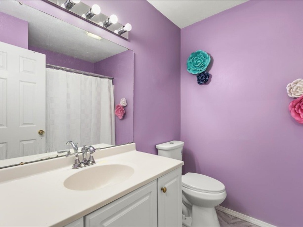 1071 Arapaho, FREEPORT, Illinois 61032, 4 Bedrooms Bedrooms, ,2 BathroomsBathrooms,House,For Sale,Arapaho,202604980