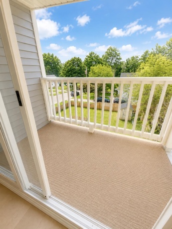 2904 Broadway, ROCKFORD, Illinois 61108, 5 Bedrooms Bedrooms, ,2 BathroomsBathrooms,House,For Sale,Broadway,202604981