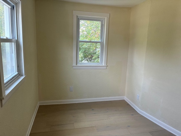 2904 Broadway, ROCKFORD, Illinois 61108, 5 Bedrooms Bedrooms, ,2 BathroomsBathrooms,House,For Sale,Broadway,202604981
