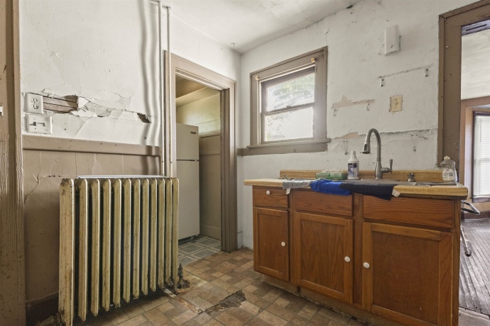 1432 Fairview, ROCKFORD, Illinois 61101, 3 Bedrooms Bedrooms, ,1 BathroomBathrooms,House,For Sale,Fairview,202604983
