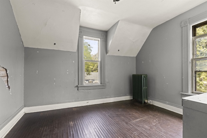 1432 Fairview, ROCKFORD, Illinois 61101, 3 Bedrooms Bedrooms, ,1 BathroomBathrooms,House,For Sale,Fairview,202604983