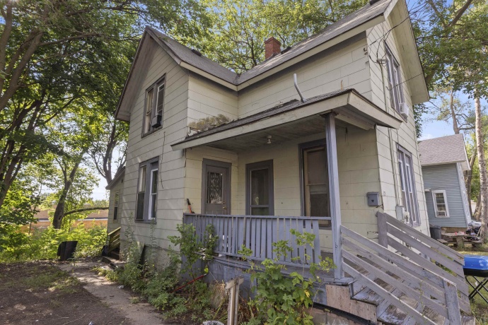 828 Winnebago, ROCKFORD, Illinois 61103, 3 Bedrooms Bedrooms, ,1 BathroomBathrooms,House,For Sale,Winnebago,202604986