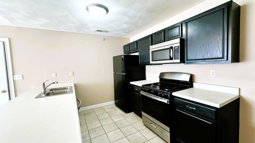 10215 D Metalmark, ROSCOE, Illinois 61073, 2 Bedrooms Bedrooms, ,2 BathroomsBathrooms,Condominium,For Sale,Metalmark,202604987