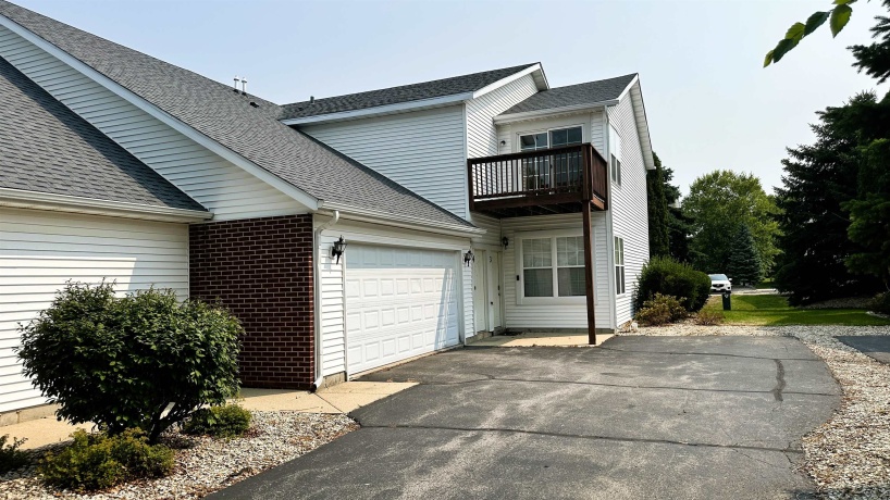 10215 D Metalmark, ROSCOE, Illinois 61073, 2 Bedrooms Bedrooms, ,2 BathroomsBathrooms,Condominium,For Sale,Metalmark,202604987