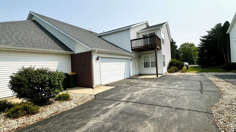 10215 D Metalmark, ROSCOE, Illinois 61073, 2 Bedrooms Bedrooms, ,2 BathroomsBathrooms,Condominium,For Sale,Metalmark,202604987