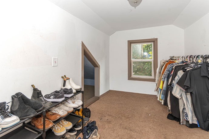 402 Alliance, ROCKFORD, Illinois 61101, 5 Bedrooms Bedrooms, ,1 BathroomBathrooms,House,For Sale,Alliance,202604988