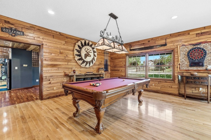 1763 St Catherine, BELLEVUE, Iowa 52031, 6 Bedrooms Bedrooms, ,4 BathroomsBathrooms,House,For Sale,St Catherine,202604989